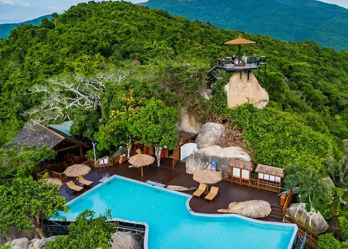 超稀少♦️ウォーターヒヤシンス♦️最高級リゾート　サンベット♦️シェーズロング♦️送料込 YALONG BAY EARTHLY PARADISE BIRD'S NEST RESORT 三亜市